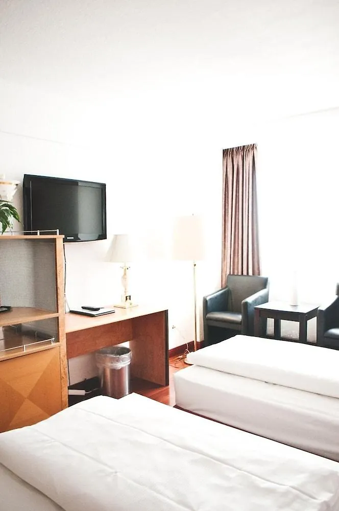 Rugs Hotel Duesseldorf 3*, Düsseldorf