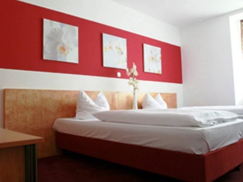 Rugs Hotel Duesseldorf 3*, Düsseldorf Almanya