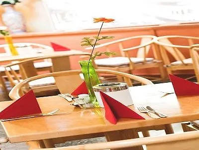 Rugs Hotel Duesseldorf Almanya