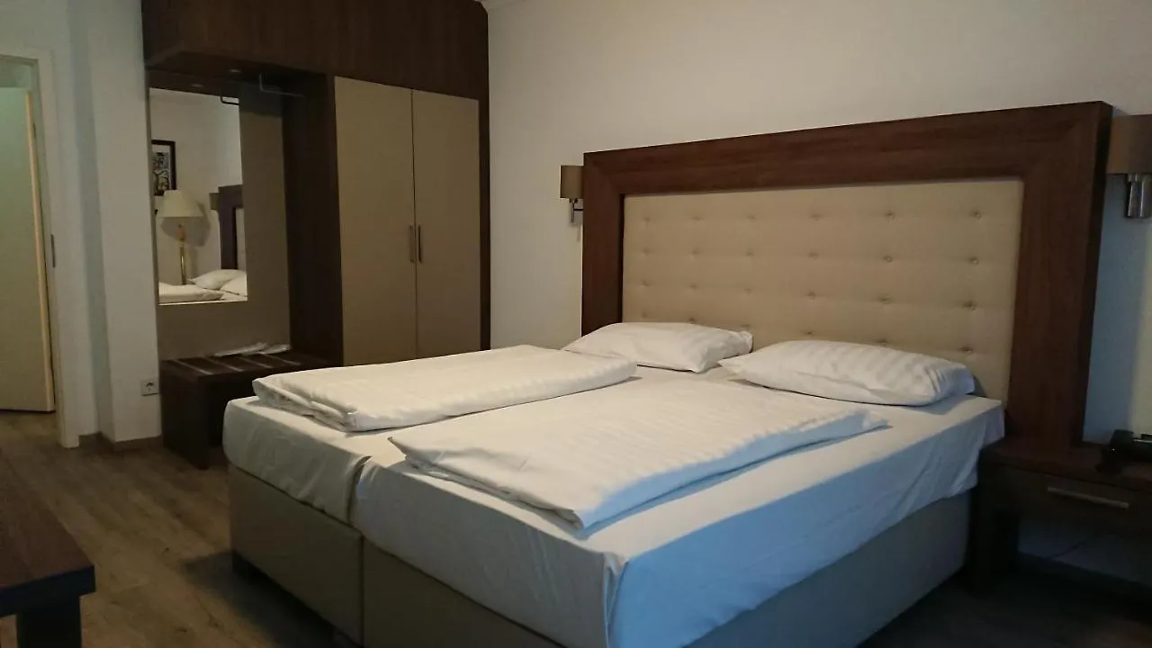 Rugs Hotel Duesseldorf Düsseldorf