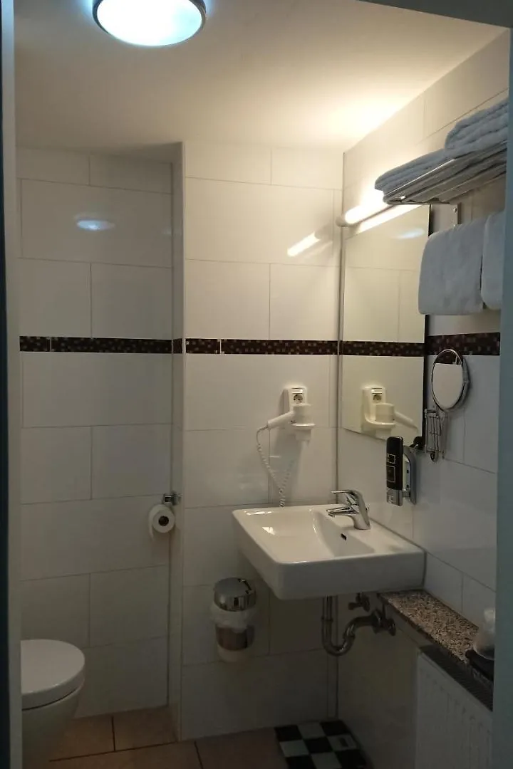 ***  Rugs Hotel Duesseldorf Almanya
